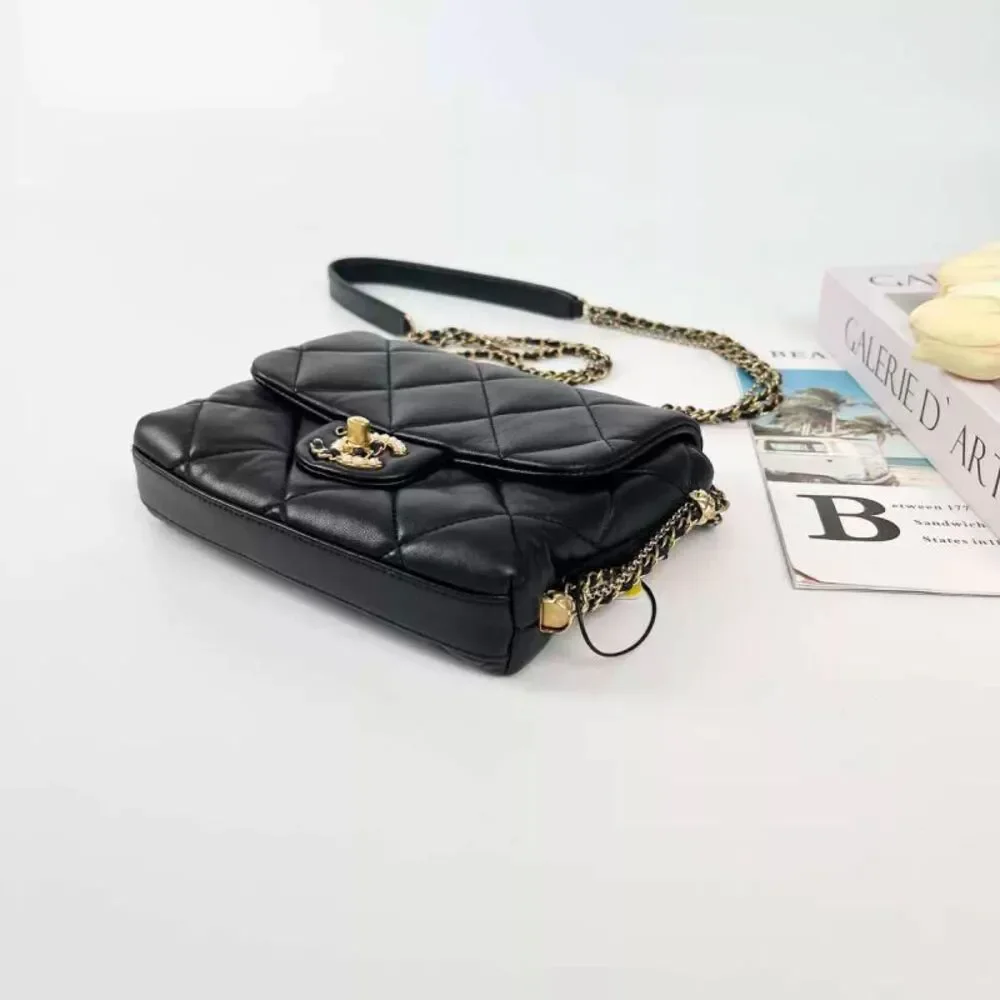 Chanel Women Pre-Loved Bag Very Good Condition